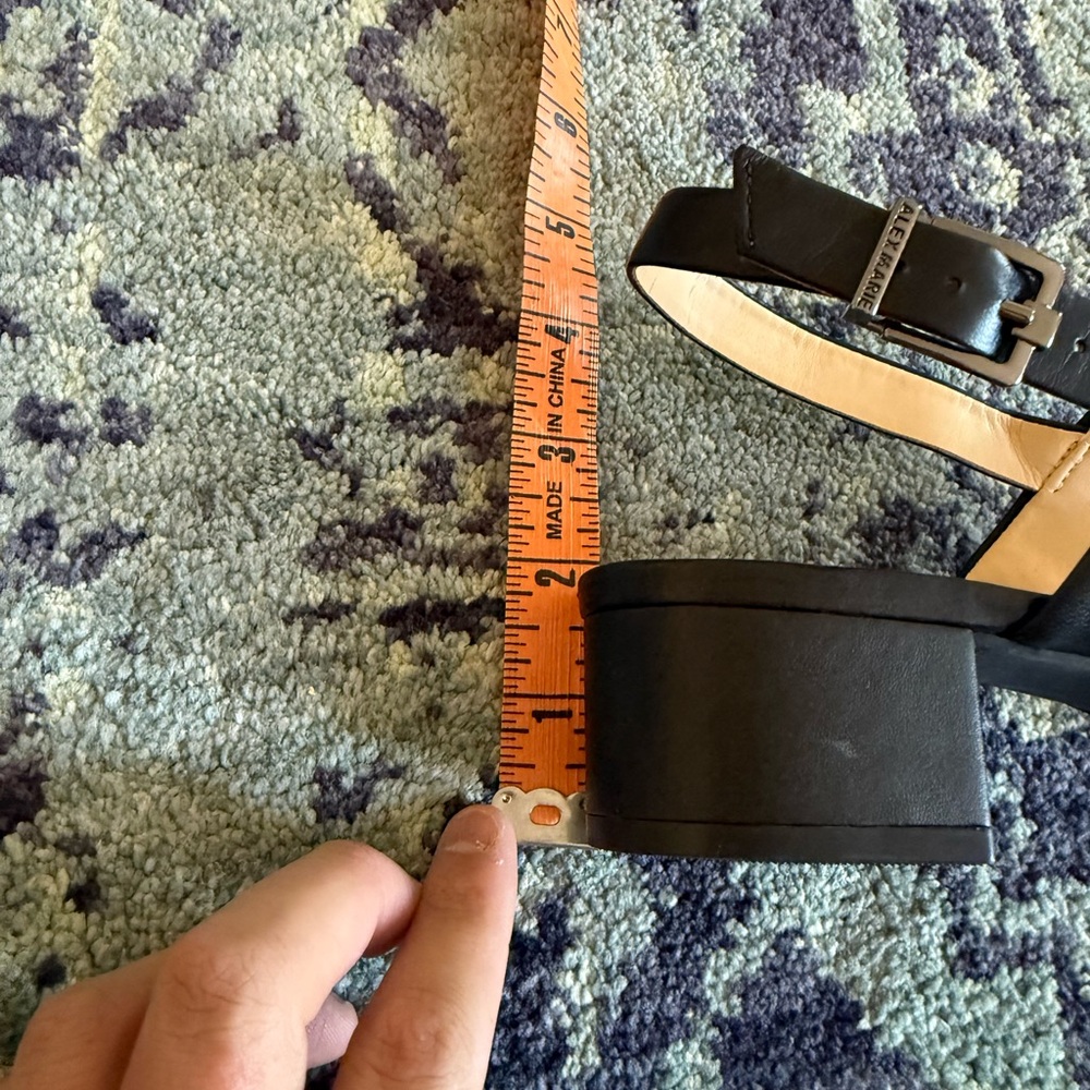 New Without Tags Black Faux Leather Alex Marie Size 8 Women’s Strap Sandal Heels - Picture 7 of 7